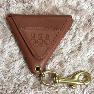 Coach USA clip
